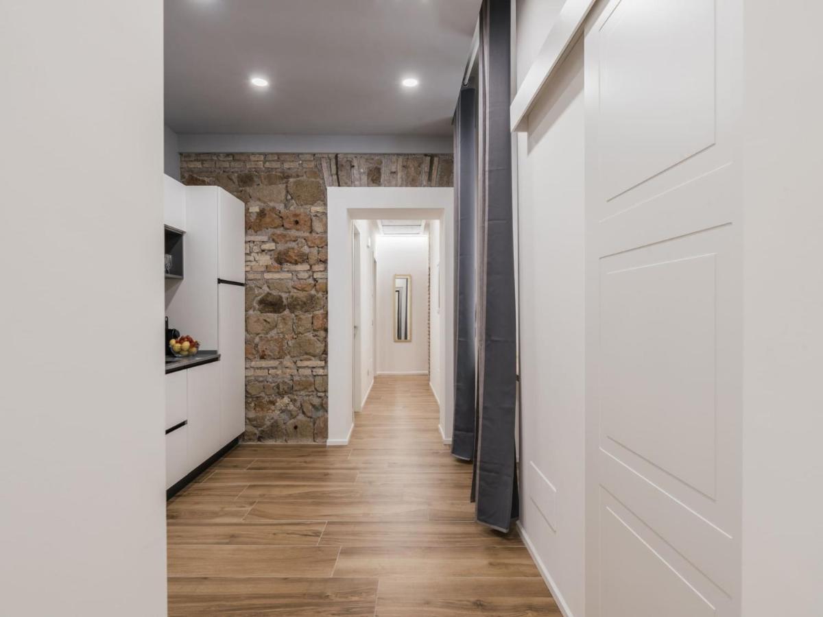 The Best Rent - Modern Three-Bedroom Apartment A Few Steps From The Colosseum Dış mekan fotoğraf